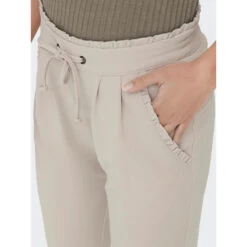 Pantalon Fluide Catia Beige Femme - Jacqueline De Yong -ONLY || Vero Moda Soldes Boutique pantalon fluide catia beige femme jacqueline de yong 3