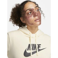 Sweat à Capuche Nsw Club Fleece écru Femme - Nike -ONLY || Vero Moda Soldes Boutique sweat a capuche nsw club fleece ecru femme nike 2