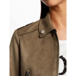Veste Légère Suédine Crop Laurier Marron Femme - Morgan -ONLY || Vero Moda Soldes Boutique veste legere suedine crop laurier marron femme morgan 3